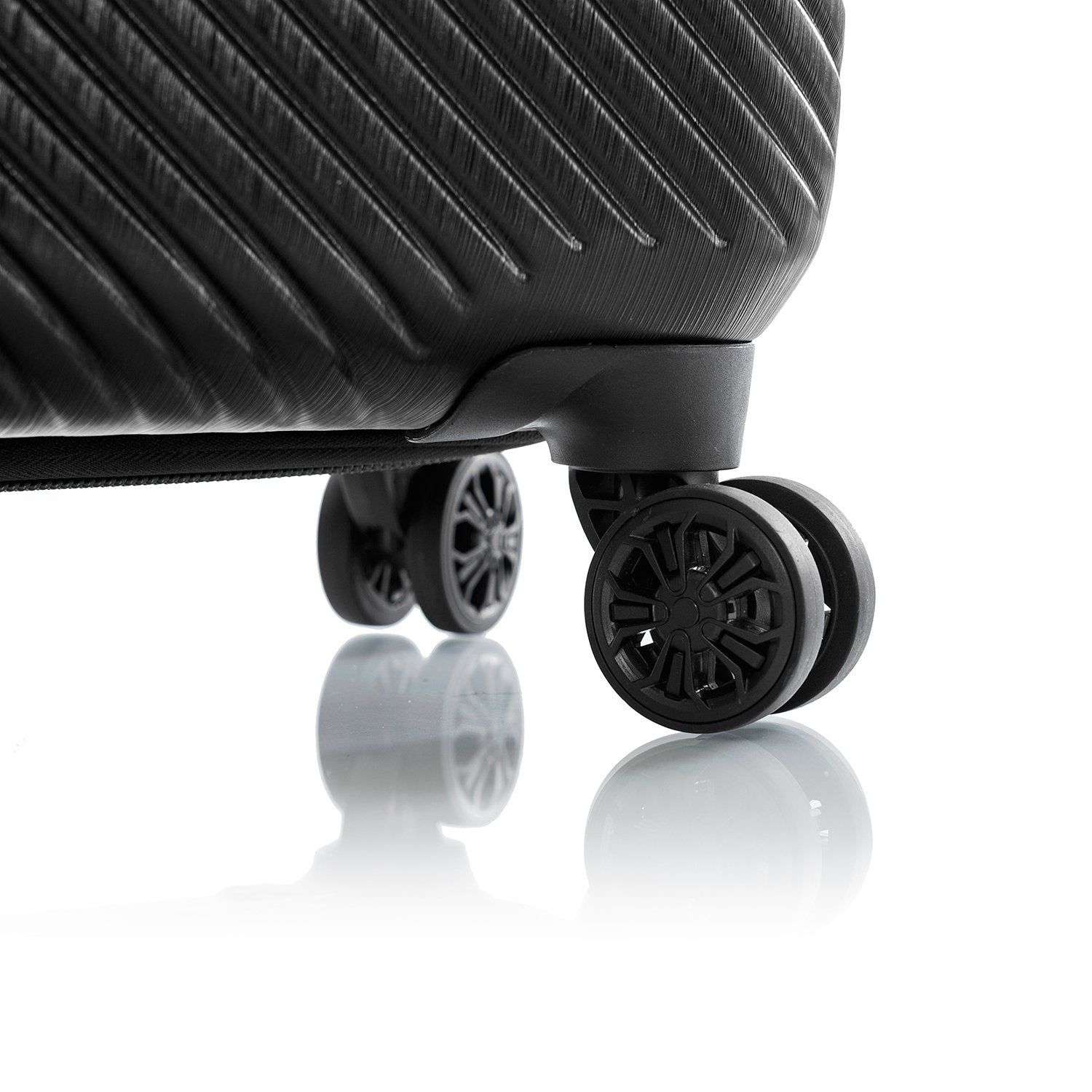 Charge-A-Weigh 2.0 - 21" Carry-on