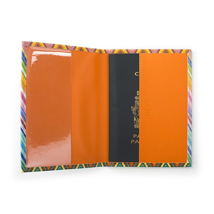 Reisepasshülle mit Fischgrätenmuster