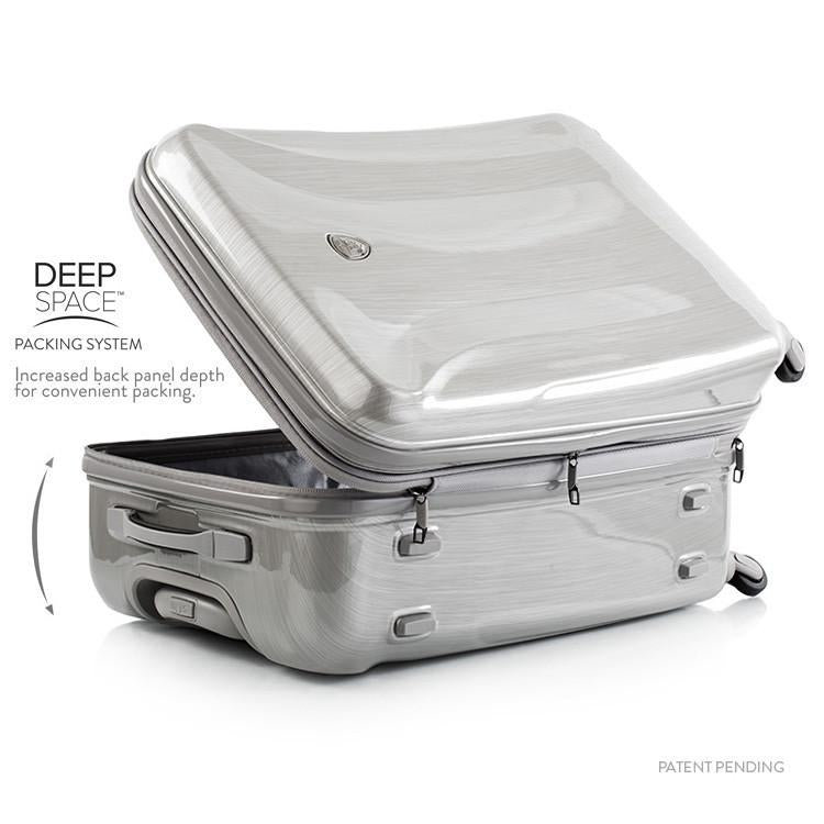 Solara – Deep Space™ 26" Luggage