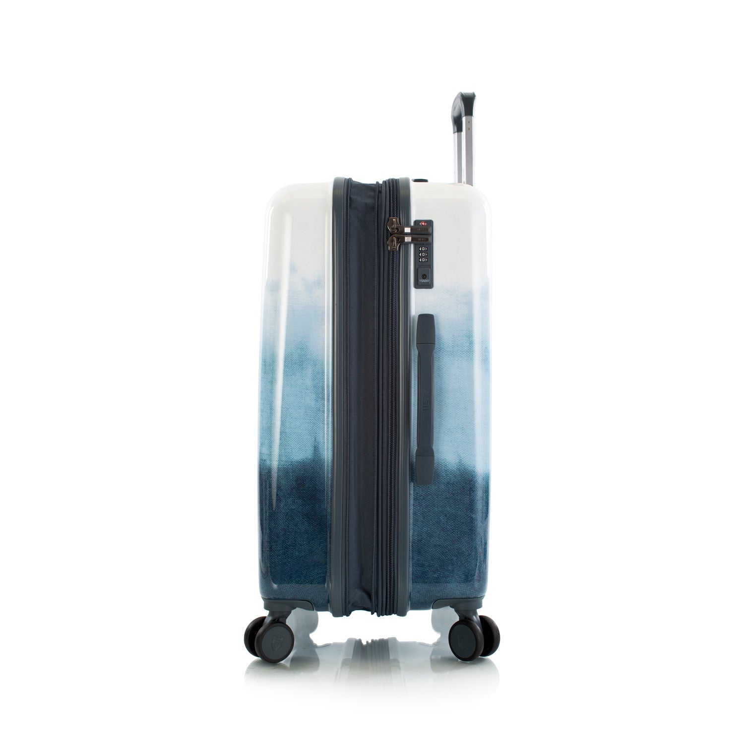 Tie-Dye Blue Fashion Spinner™ 26" Luggage